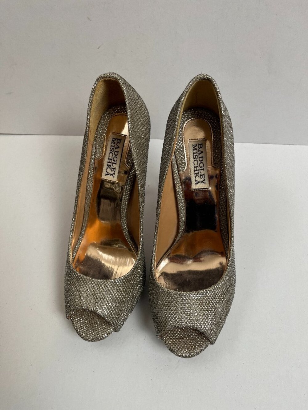 Badgley Mischka Metallic Peep-Toe Platform Pumps 8M